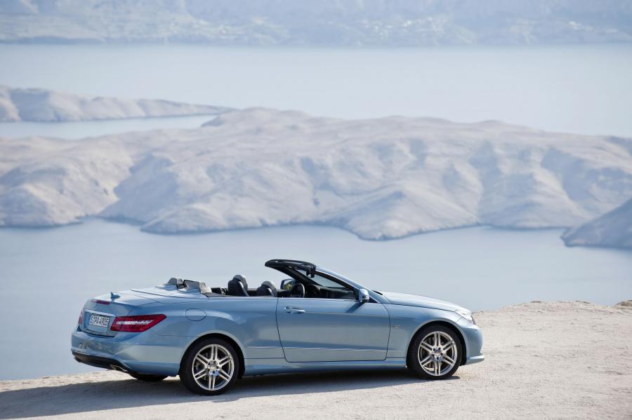  Mercedes-Benz E-Class Cabriolet 2011 года  (фото 68 из 108)